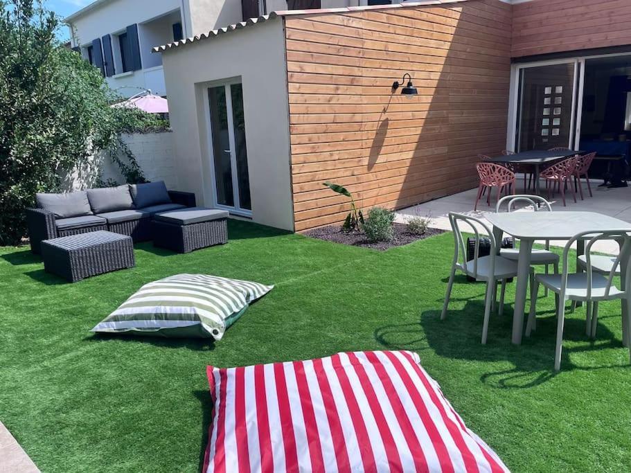 Maison Climatisee, Piscine, A 5 Minutes Des Grands Buffets Narbonne Exteriör bild